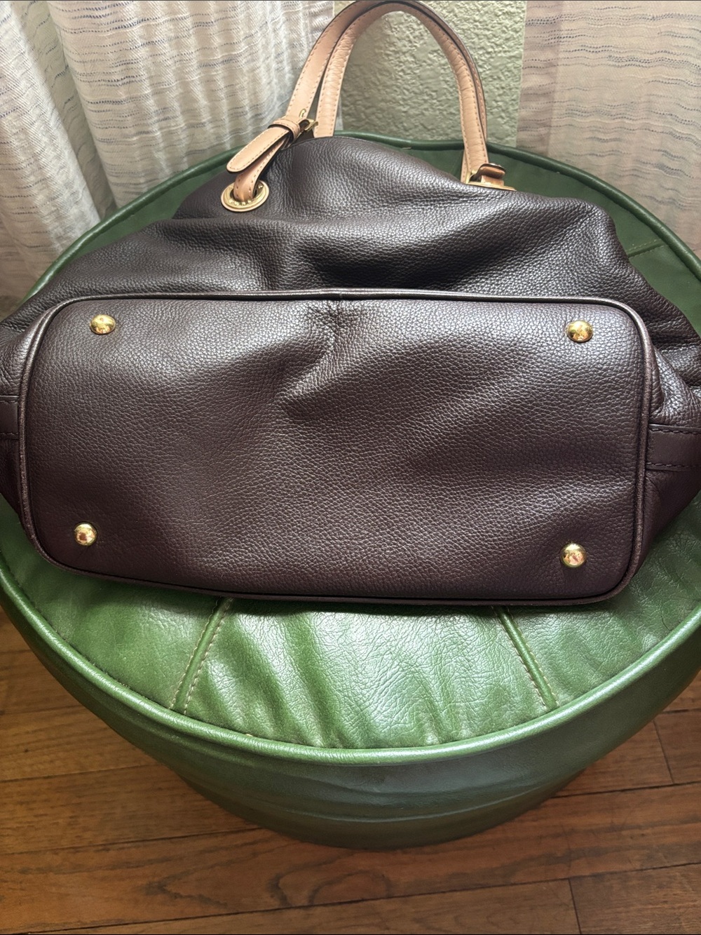 MICHAEL Michael Kors Black Shoulder Bag with Tan Straps - Picture 4 of 6